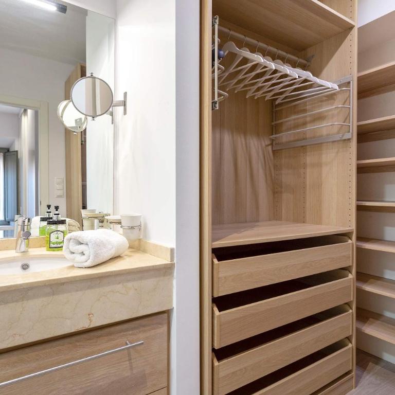 Genteel Home Varela - Two-Bedroom Apartment - 12