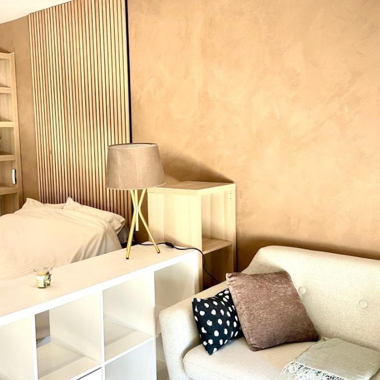 The pearl of Pinacho - Beach front & swimming pool - Apartamento de 1 dormitorio - 21