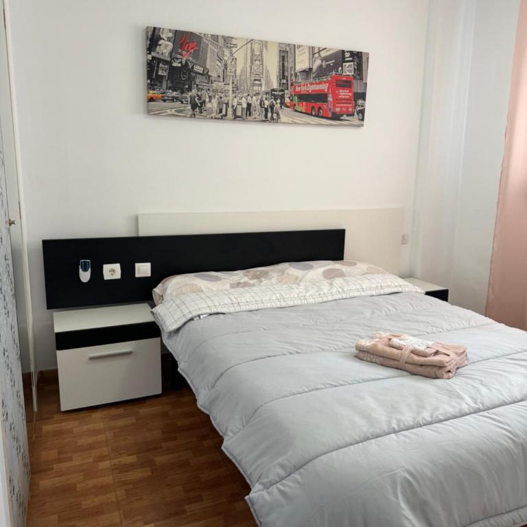 Apartmentos Salou Summer Life - Three-Bedroom Apartment - 7