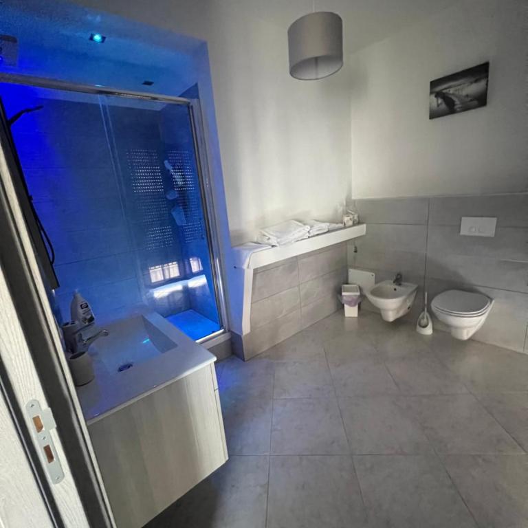 Dimora Le Grottaglie -Centro Polignano a Mare - Camera Matrimoniale Deluxe con 1 Letto Supplementare - 13