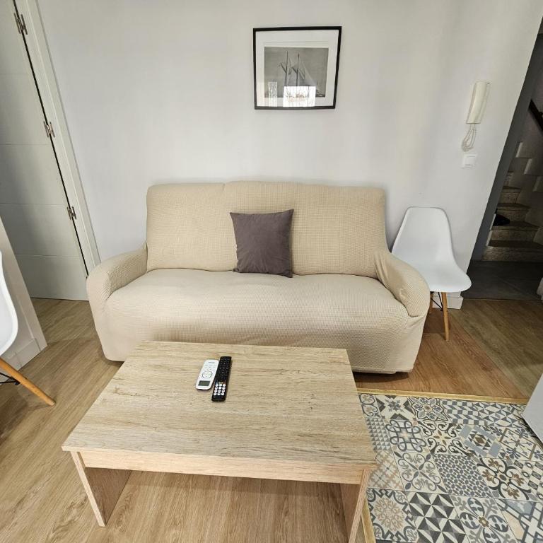 Apartamento Centro Playa IF Benidorm - Two-Bedroom Apartment - 4