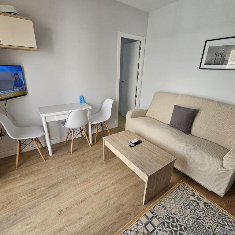 Apartamento Centro Playa IF Benidorm - Two-Bedroom Apartment - 6