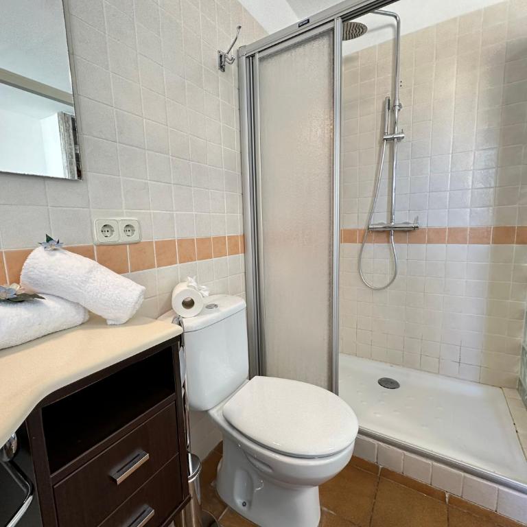 Agi Porthos Apartments - One-Bedroom Apartment - 21