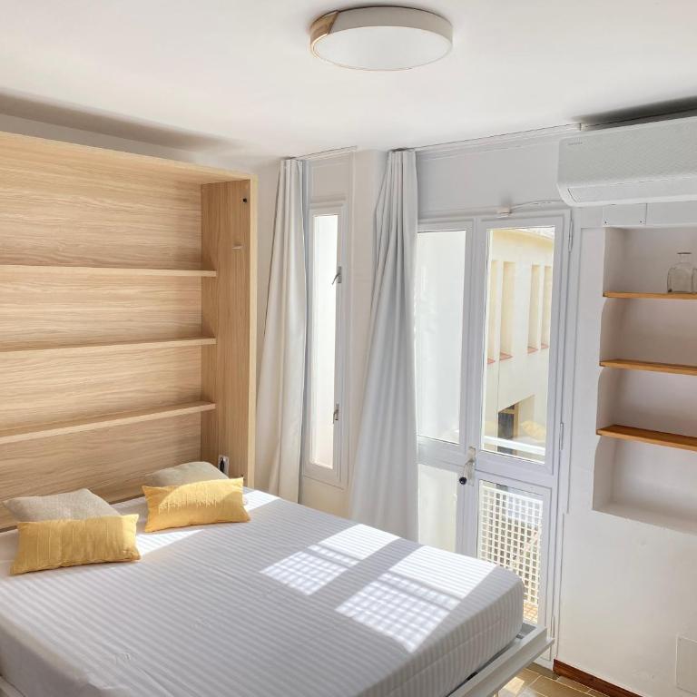 Agi Porthos Apartments - One-Bedroom Apartment - 5