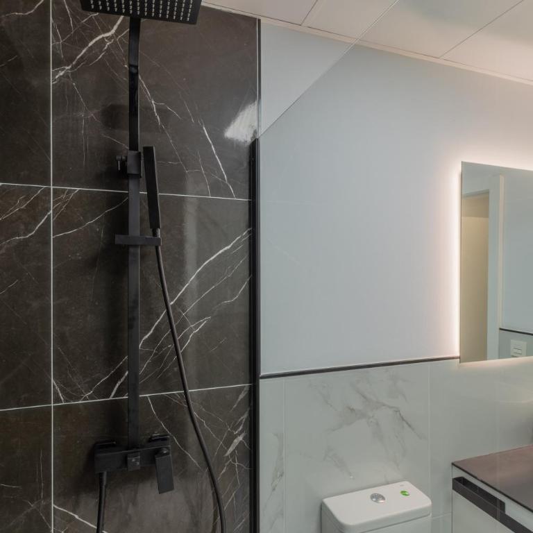 Loft Ana Belen Home - One-Bedroom Apartment - 21