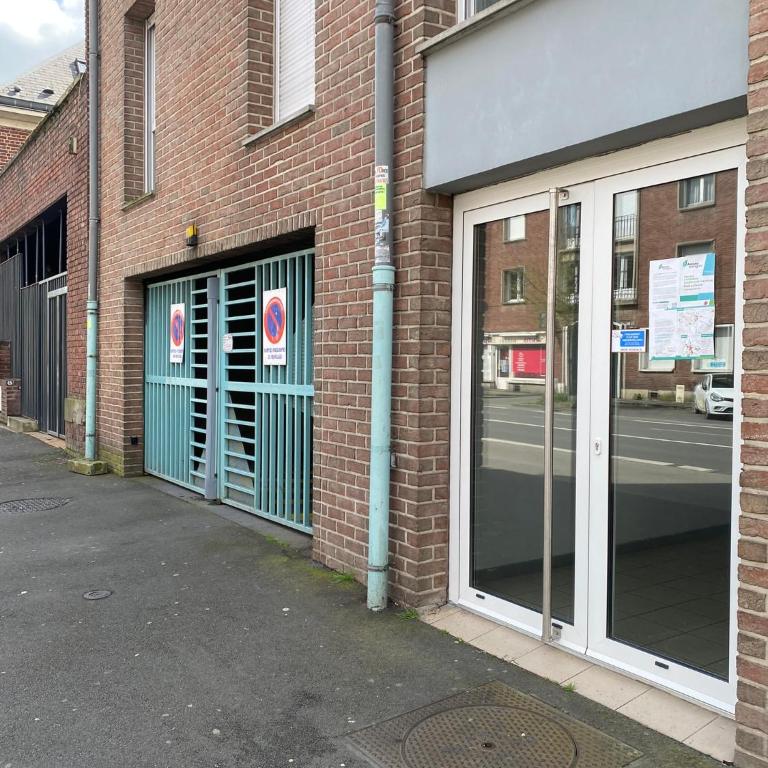 2 chambres Hyper centre avec place de Parking et WIFI - Appartement 2 Chambres - 21