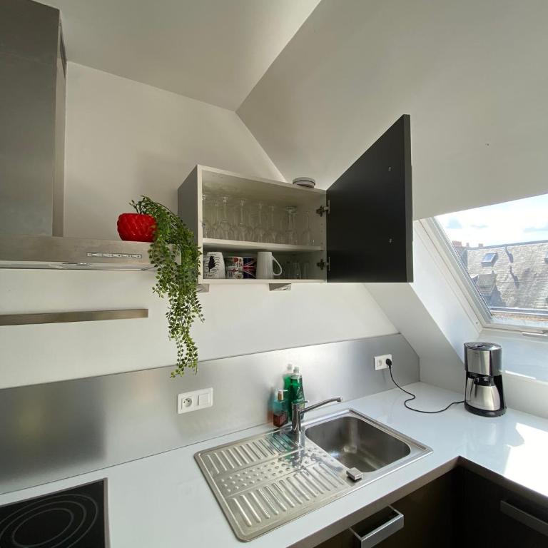 2 chambres Hyper centre avec place de Parking et WIFI - Appartement 2 Chambres - 10