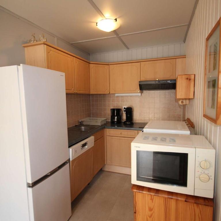 Belle villa de vacances climatisée, residence TAMARIS avec accès payant pour piscines-animations, wifi, 2 chambres, 4 à 6 couchages PORTIRAGNES PLAGE LRTAMH7 - Maison 2 Chambres - 3