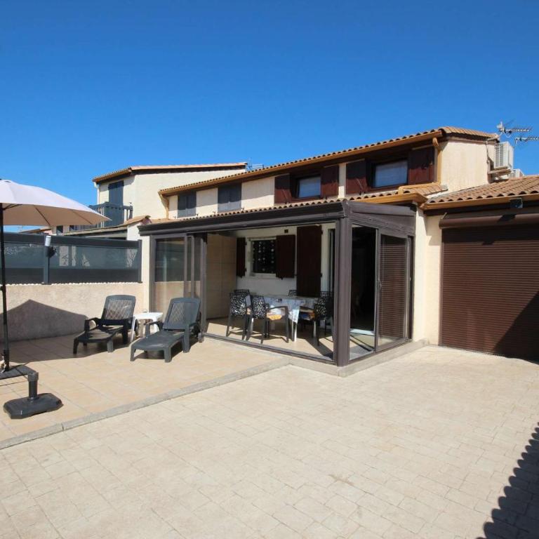 Belle villa de vacances climatisée, residence TAMARIS avec accès payant pour piscines-animations, wifi, 2 chambres, 4 à 6 couchages PORTIRAGNES PLAGE LRTAMH7 - Maison 2 Chambres - 4