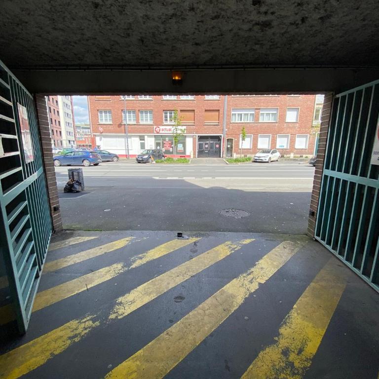 2 chambres Hyper centre avec place de Parking et WIFI - Appartement 2 Chambres - 22