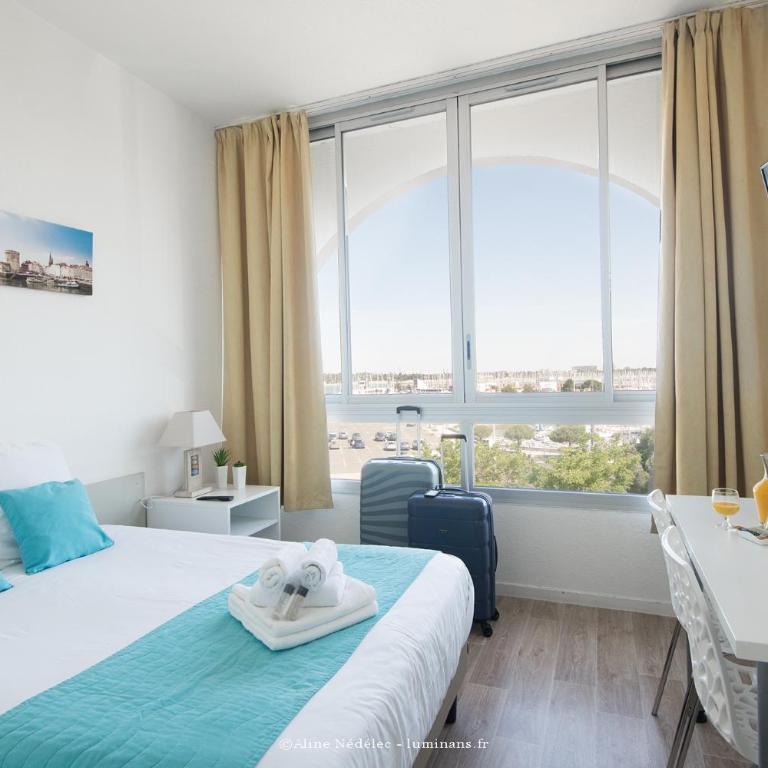 Résidence avec Piscine face au port 200m plage - Studio - Vue sur Port - 5