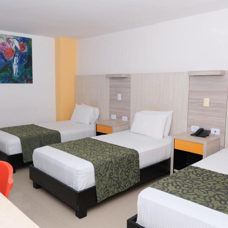 Hotel Genova Prado - Habitación Triple - 7