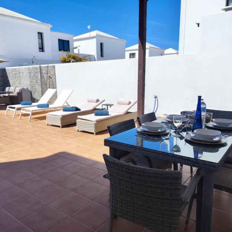 Casa Adassa en Playa Blanca - Two-Bedroom House - 11
