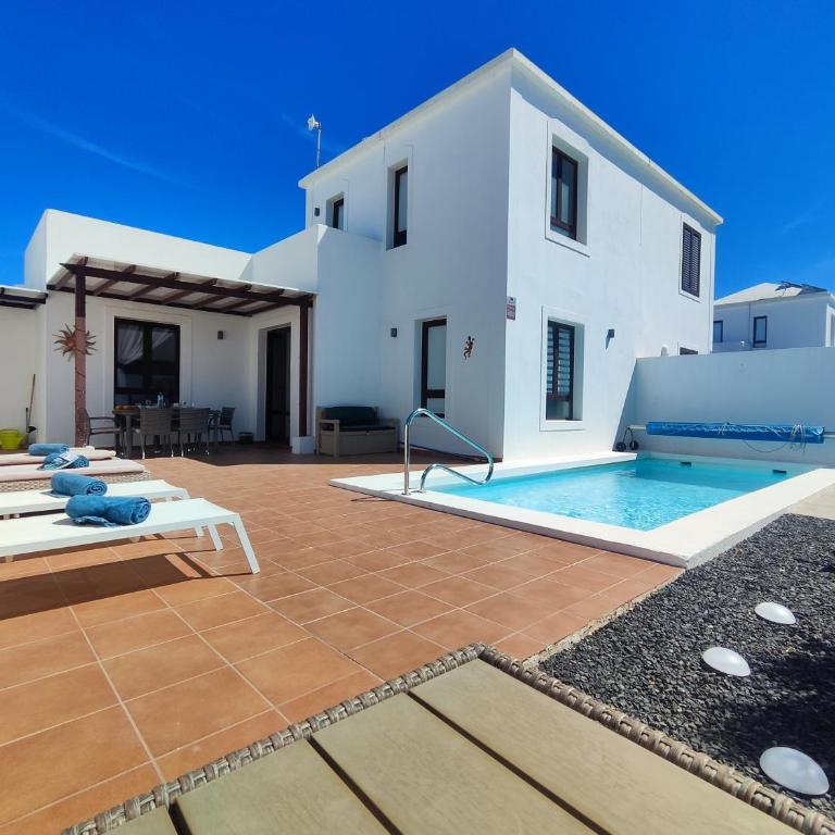 Casa Adassa en Playa Blanca - Two-Bedroom House - 1