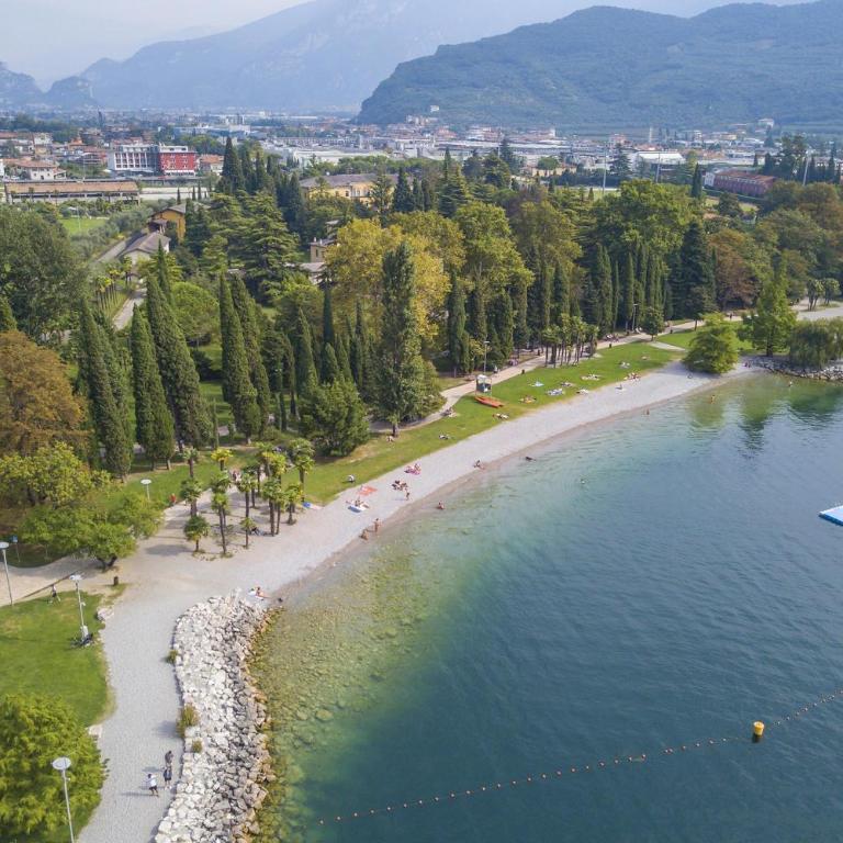 Residenza Rocca Del Lago 4 - Happy Rentals - Appartamento con Vista Lago - 27