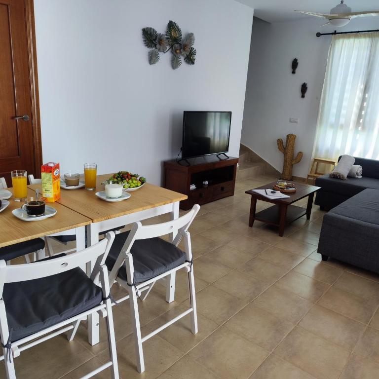Casa Adassa en Playa Blanca - Two-Bedroom House - 28