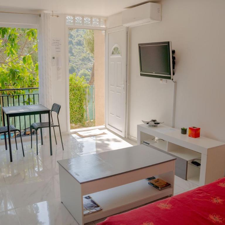 La Turbie, charmant logement. - Apartment mit 1 Schlafzimmer - 2