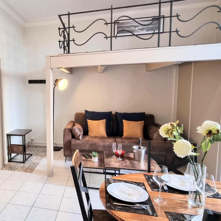 LE MONTMORENCY 35 Authentique Centre Historique Climatisation - Appartement 1 Chambre - 6