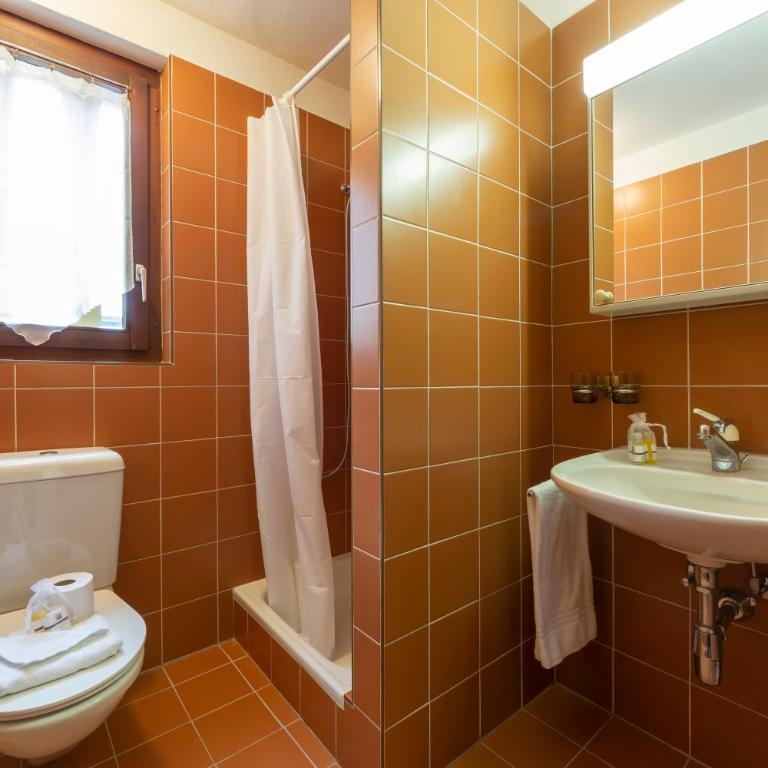 Casa Chiara Muralto with Balcony & Wi‑Fi - Happy Rentals - Appartamento con Balcone - 6