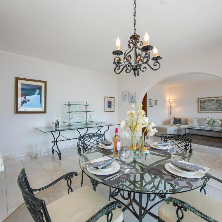 Casa Monti Belvedere with Pool + Terrace Dining - Happy Rentals - Appartamento Deluxe - 16