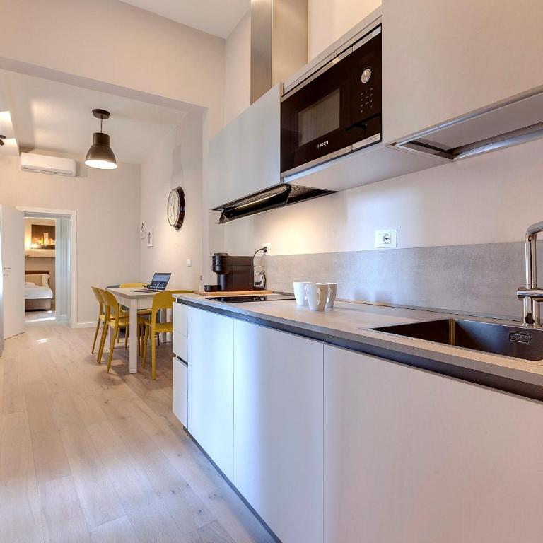 San Gallo 23 APT - Two-Bedroom Apartment - 10
