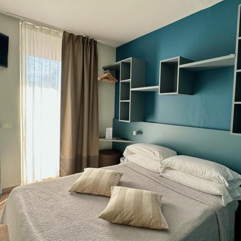 Hotel Royal - Camera Doppia Classic Piccola con letto a una piazza e mezza - 4