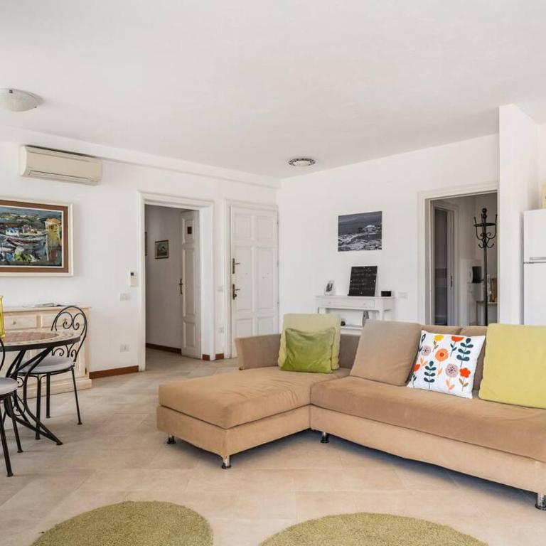 B&B Affittacamere Via del Centro - Camera Quadrupla con Bagno Privato Esterno - 5