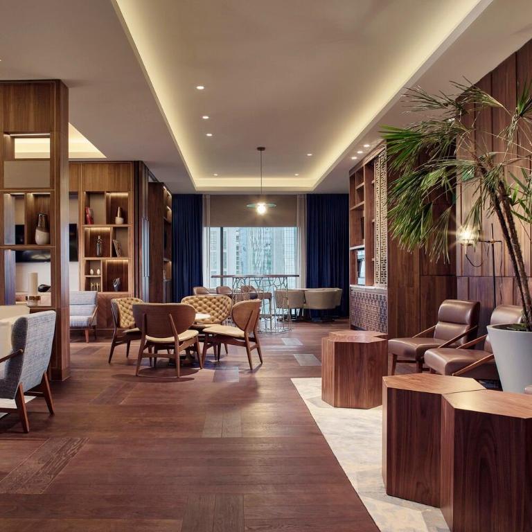JW Marriott Hotel Monterrey Valle - Concierge level, Deluxe Guest room with 1 King - 2