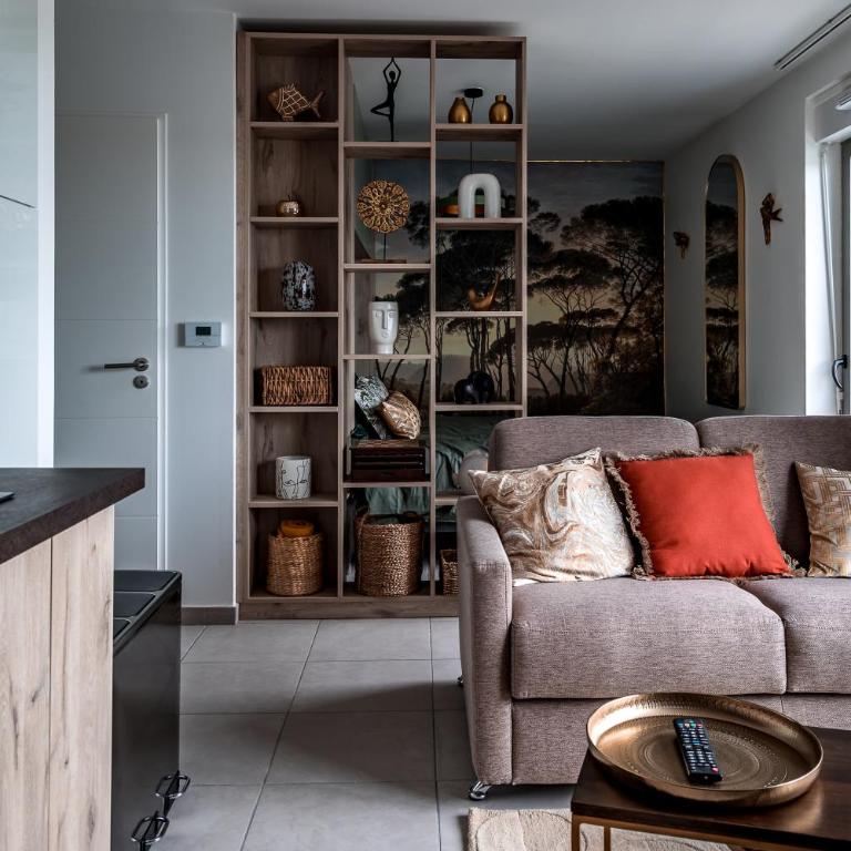 LE ST-EXUPERY - Studio de standing - Vue mer - Terrasse - Parking privé - A 150 m de la Plage - Apartment mit 1 Schlafzimmer - 10