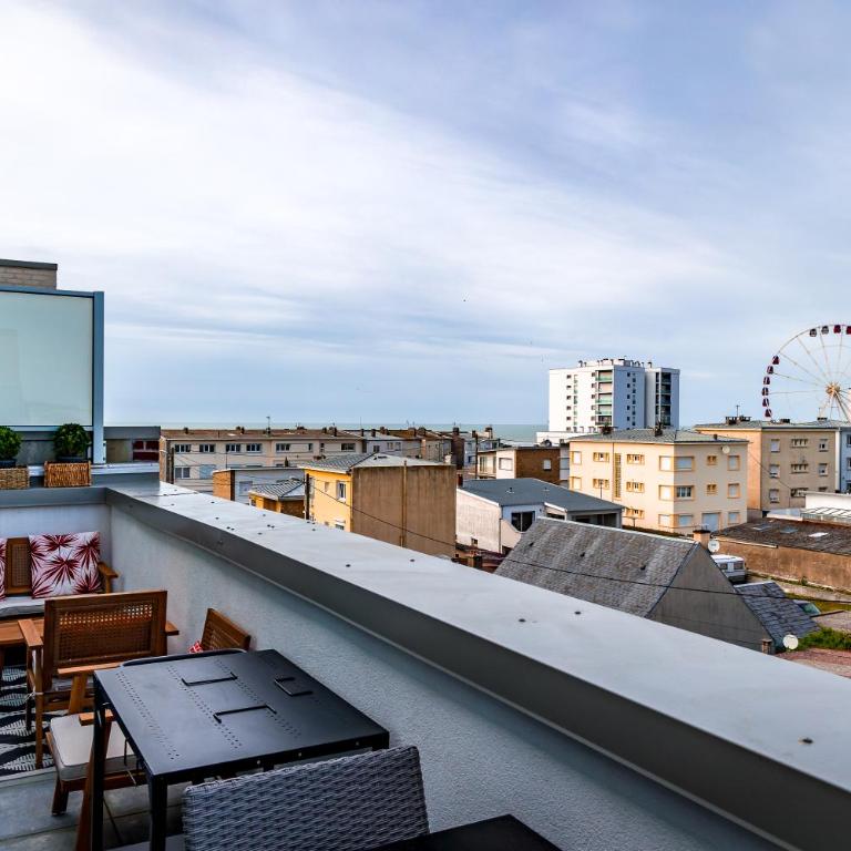 LE ST-EXUPERY - Studio de standing - Vue mer - Terrasse - Parking privé - A 150 m de la Plage - Apartment mit 1 Schlafzimmer - 9
