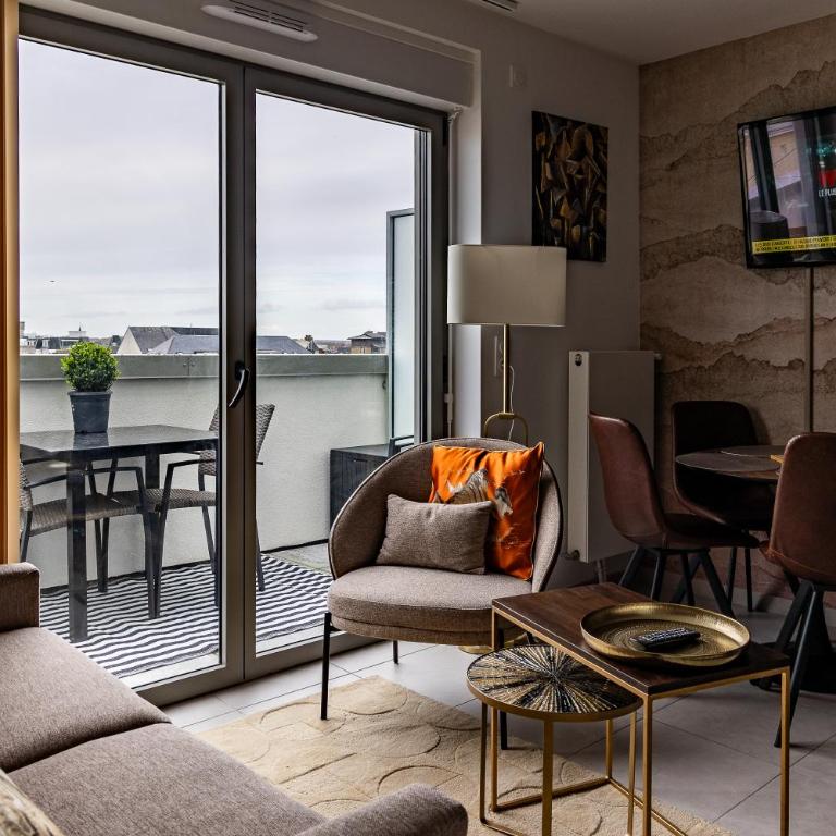 LE ST-EXUPERY - Studio de standing - Vue mer - Terrasse - Parking privé - A 150 m de la Plage - Apartment mit 1 Schlafzimmer - 16