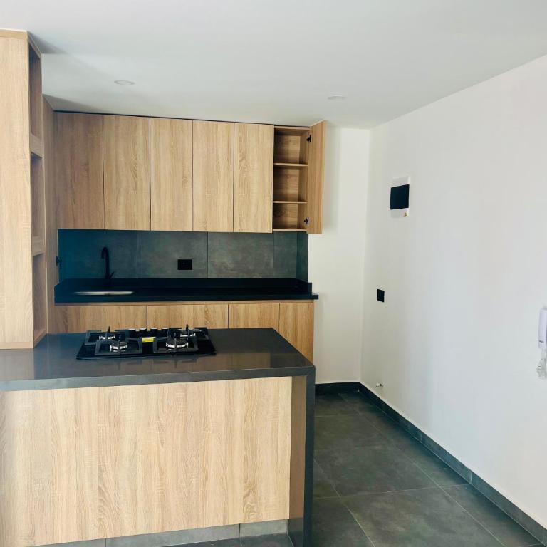 Torre Meraki - Three-Bedroom Apartment - 2