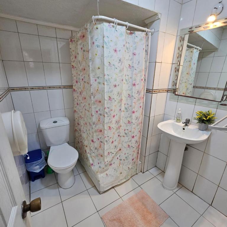 Hostal Pucara Molina - Habitación Doble con baño privado - 2 camas - 9
