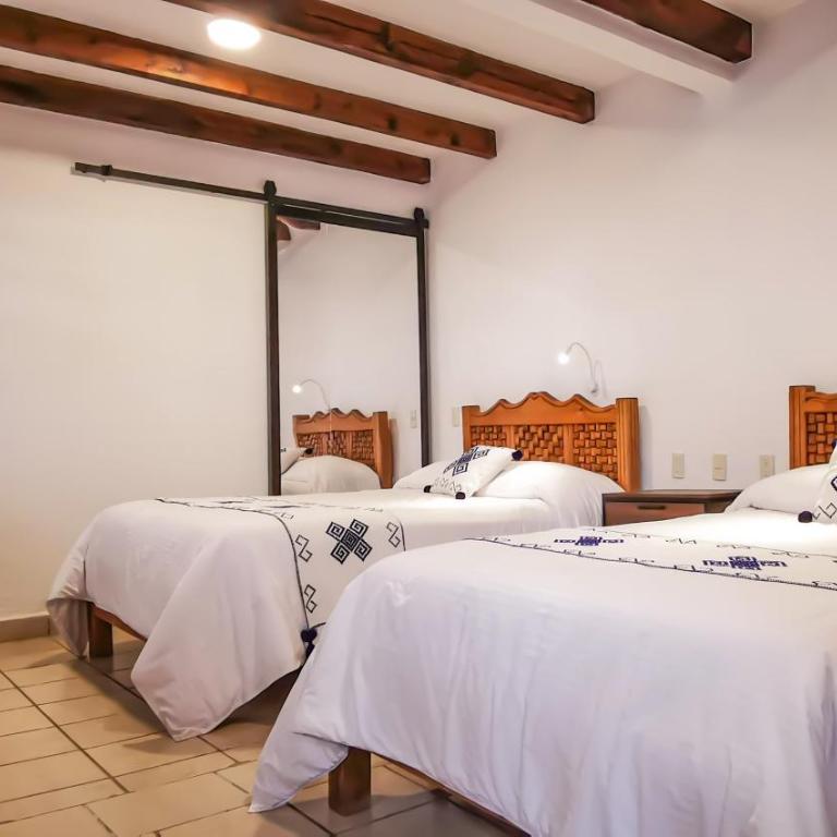 Hotel Ocho Barrios - Habitación Deluxe con 2 camas grandes - 4