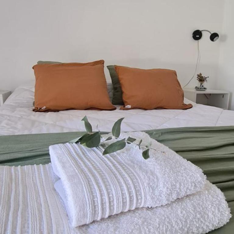 FRAMA Cabañas del Lago - Two-Bedroom House - 17