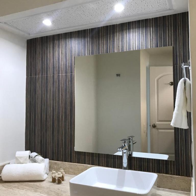 Beachside Apartments Cancun - Deluxe Apartment - 7