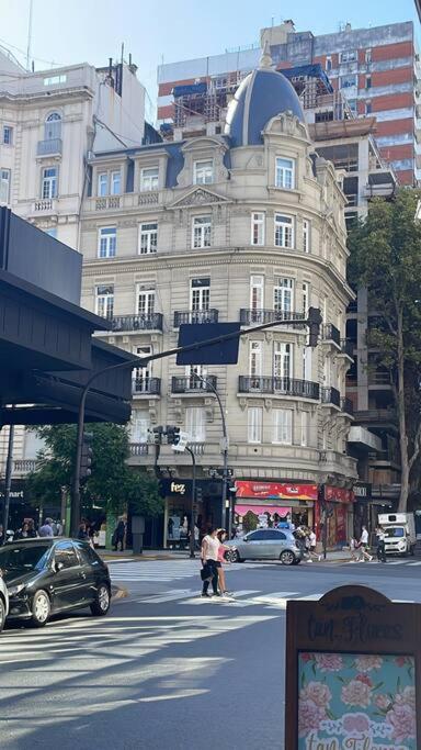 Best Location with Garage - Apartamento de 1 dormitorio - 24