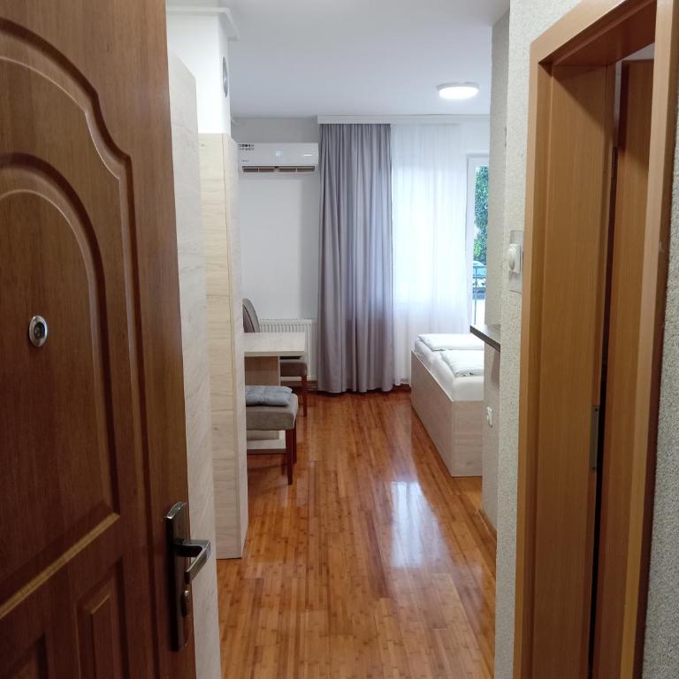 Apartment Atina - Deluxe Studio - 2