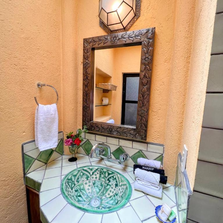 Boutique Hotel Casa Camellia - Superior Double Room - 12