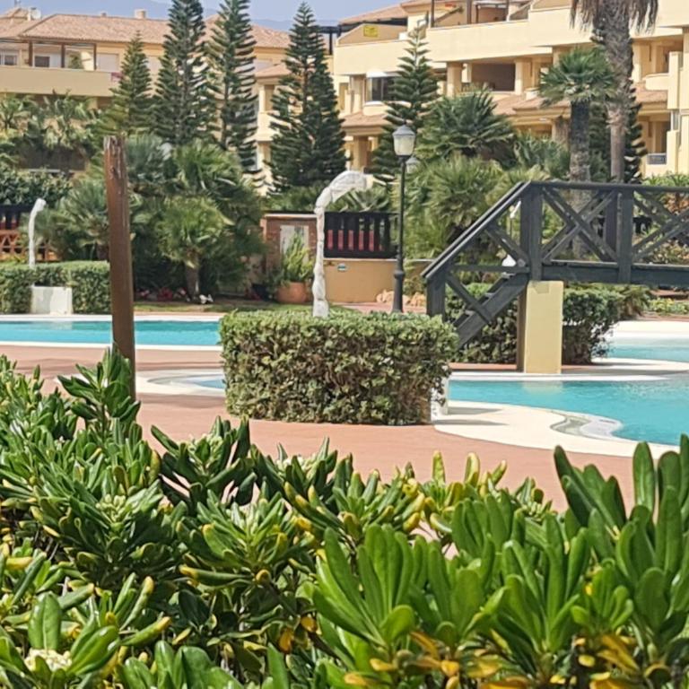 Villa Romana con piscina privada y vistas al jardín - Two-Bedroom Apartment - 36