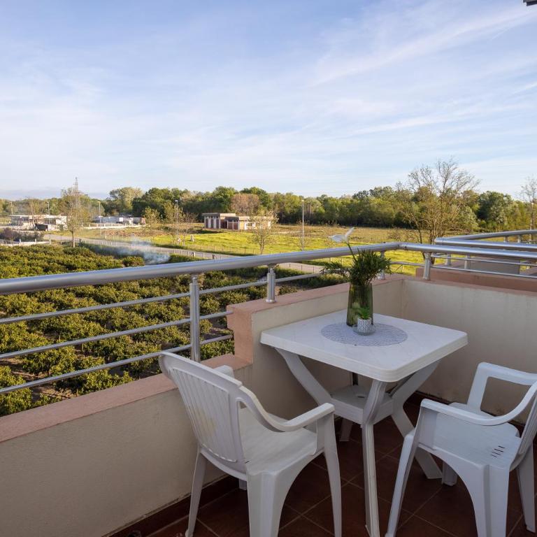 Villa Elezi - Double or Twin Room - 8