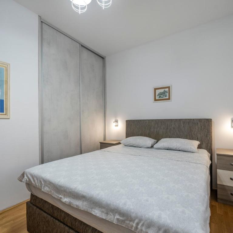 Apartments Milunović - Two-Bedroom Apartment - 17
