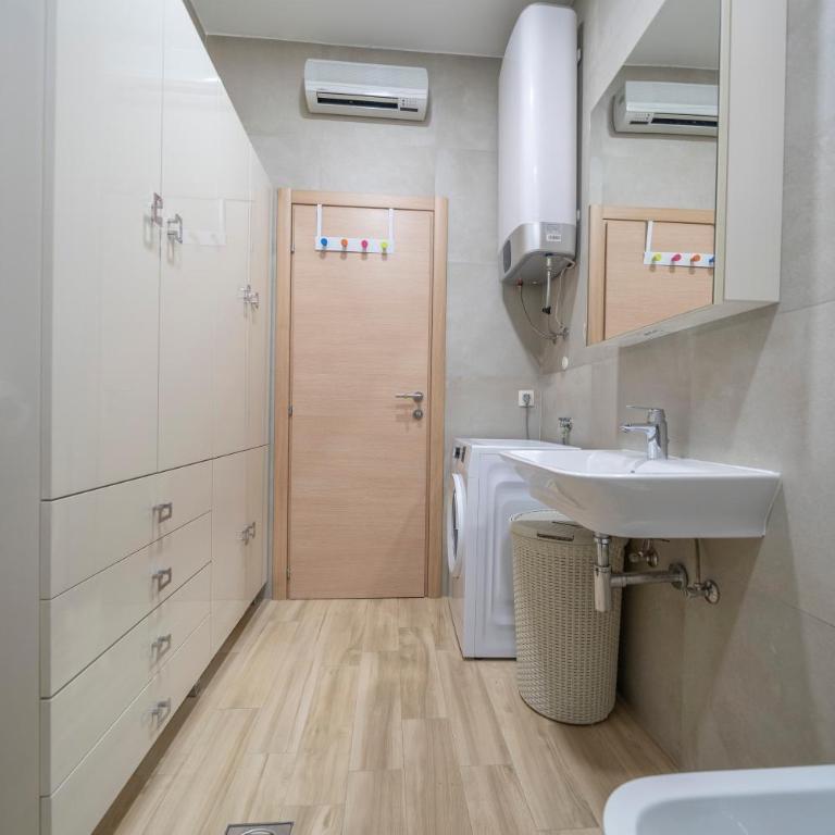 Apartments Milunović - Two-Bedroom Apartment - 15