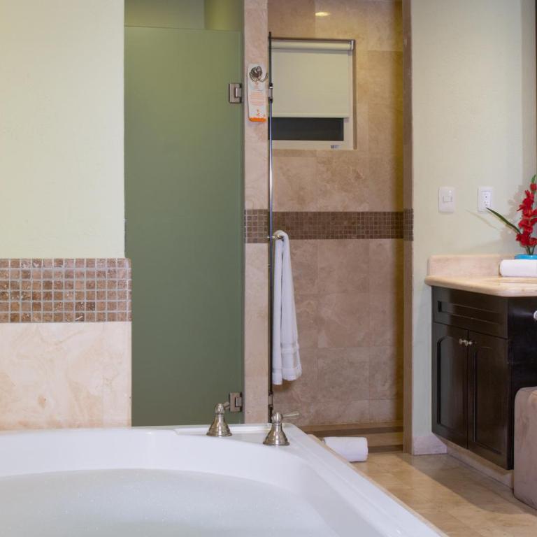 Villa del Palmar Cancun Luxury Beach Resort & Spa - Deluxe Garden View - 2