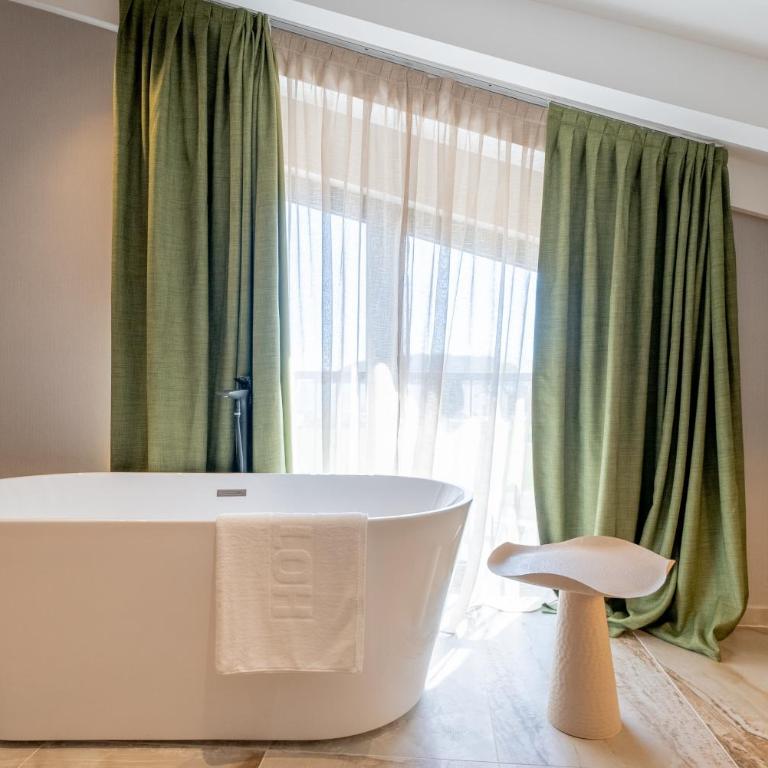 Hotel Millennium by Aycon - Deluks Apartman - 2