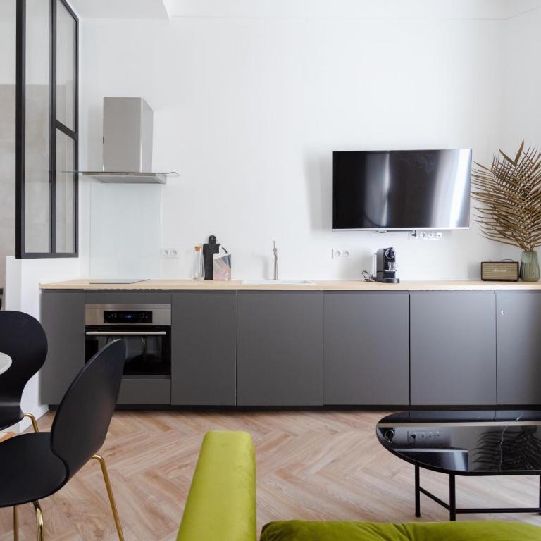 Suite avec baignoire Balnéo à 4min à pied du Vieux-Port - Appartement 1 Chambre - 9