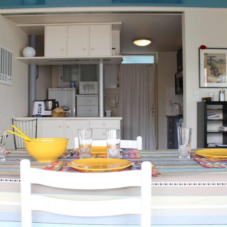 Appartement 4 personnes près de la plage à La Baule - FR-1-245-197 - Apartment - 6