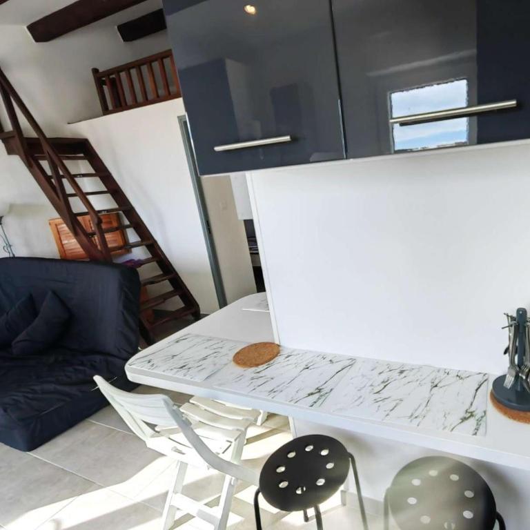 Studio mezzanine au cœur de la pinède, à 800m de la plage, 4 pers, parking privatif - FR-1-607-191 - Studio - 5