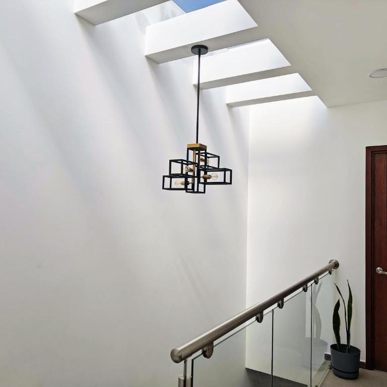 Juriquilla Home, 5 Bedrooms, 3 Community Pool - Four-Bedroom House - 51