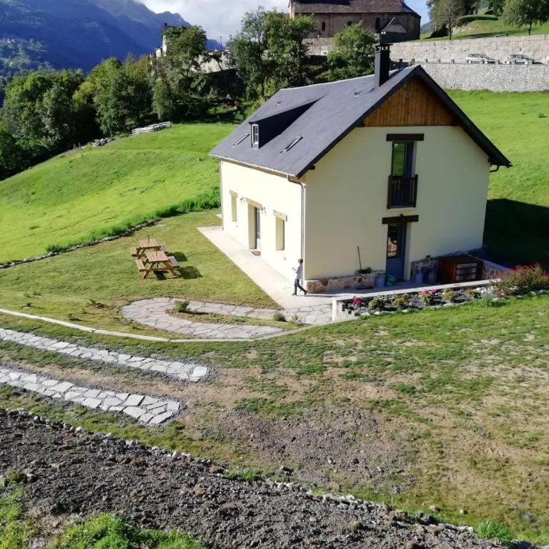 Chalet classé 5 étoiles avec bain nordique entièrement neuf - Chalet - 2